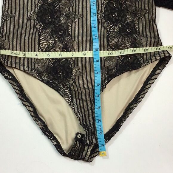 Charlotte Russe Long Sleeve Lace Bodysuit Size M - Picture 15 of 16